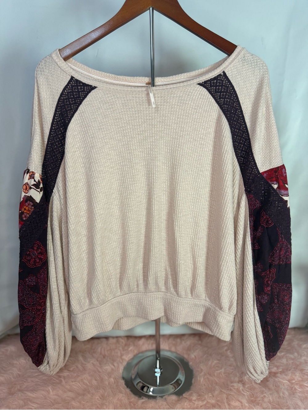 Free People - Soft Blush Waffle-Knit Top with Plum Accent Puff Sleeves - Size M